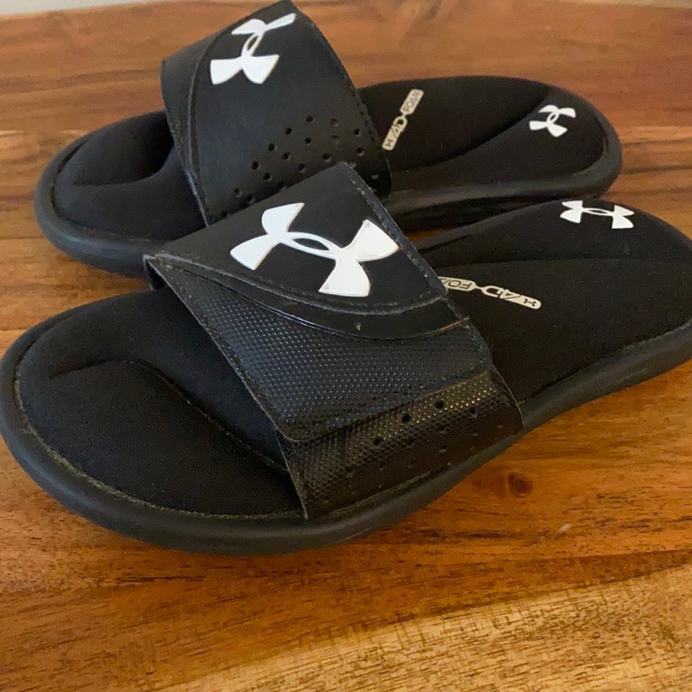 Under Armour boy’s slip ons